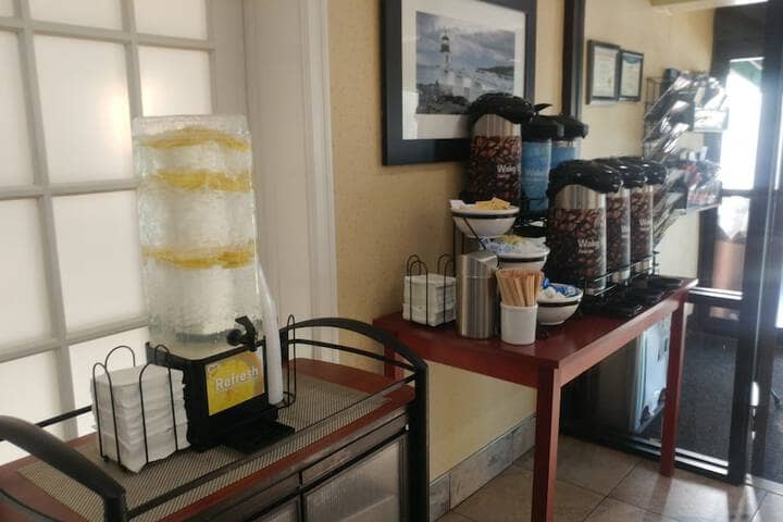 Breakfast/Coffee Service 48 of 59